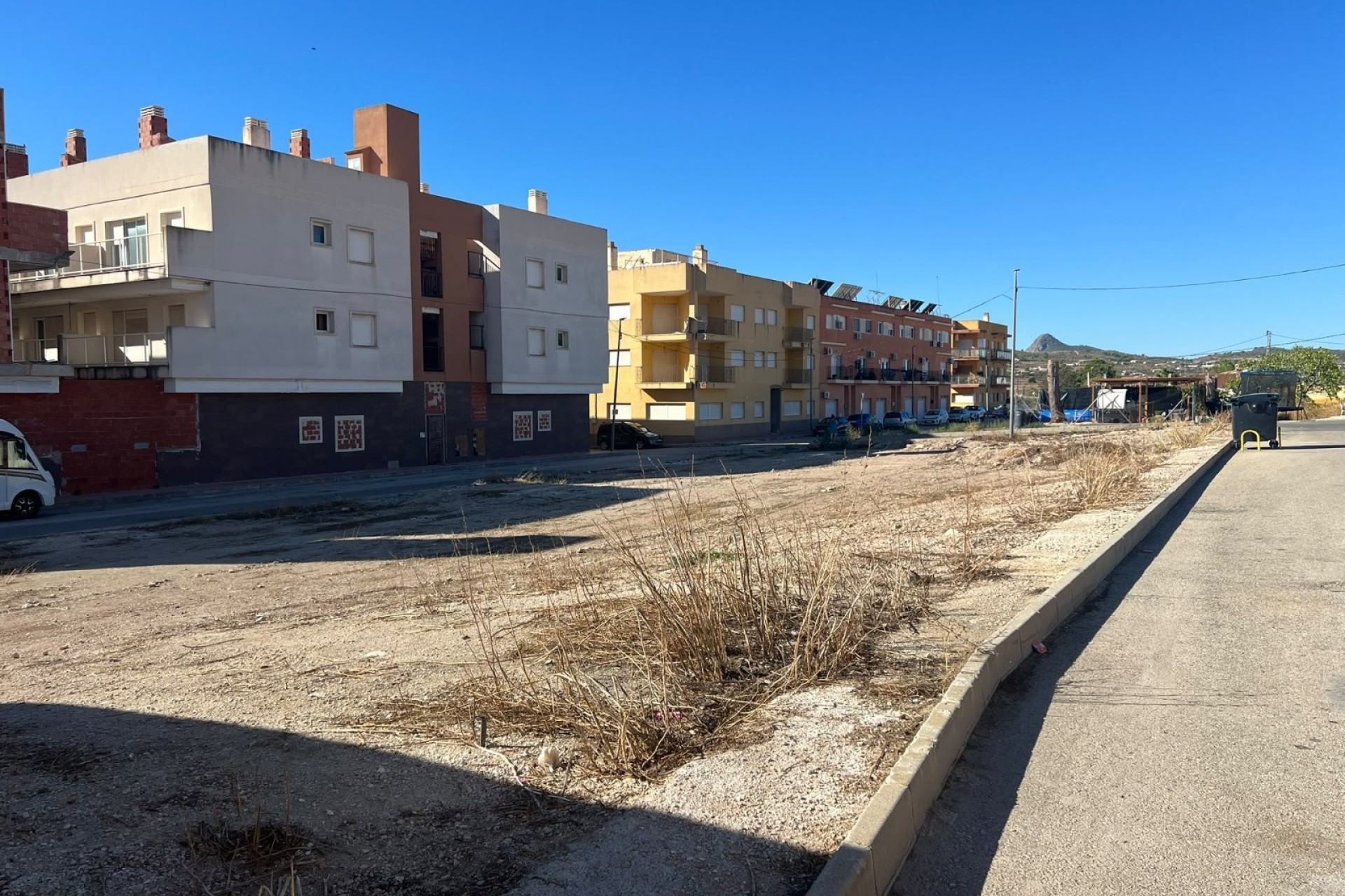 NIEUWBOUW - Perceel / Grond -
Hondón de los Fráiles