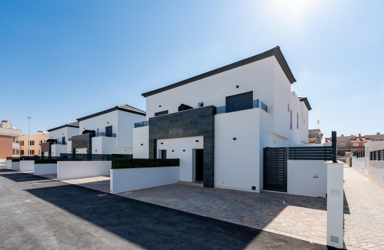 NIEUWBOUW - Rijhuis -
Gran Alacant