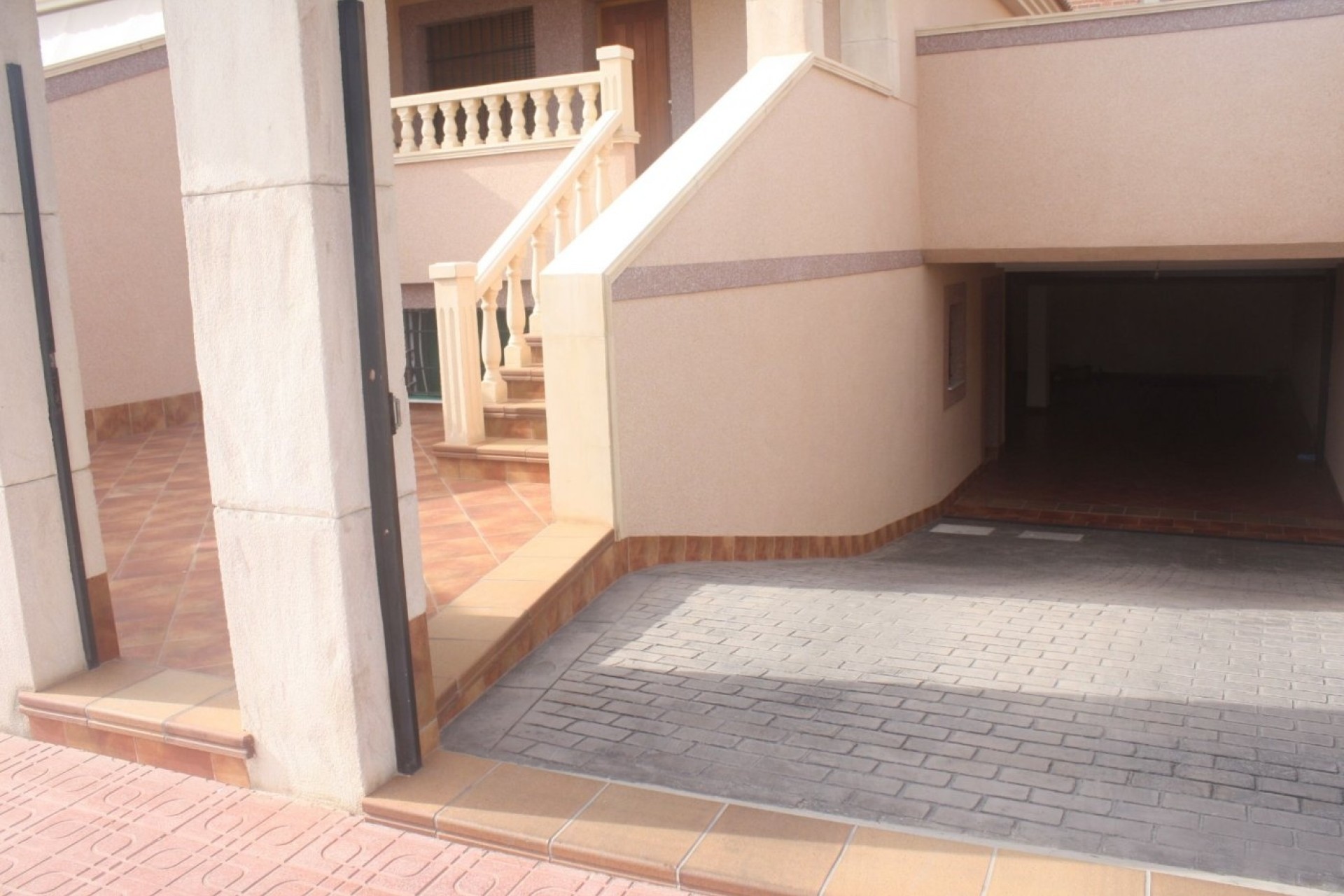 NIEUWBOUW - Rijhuis -
Torrevieja - Los altos