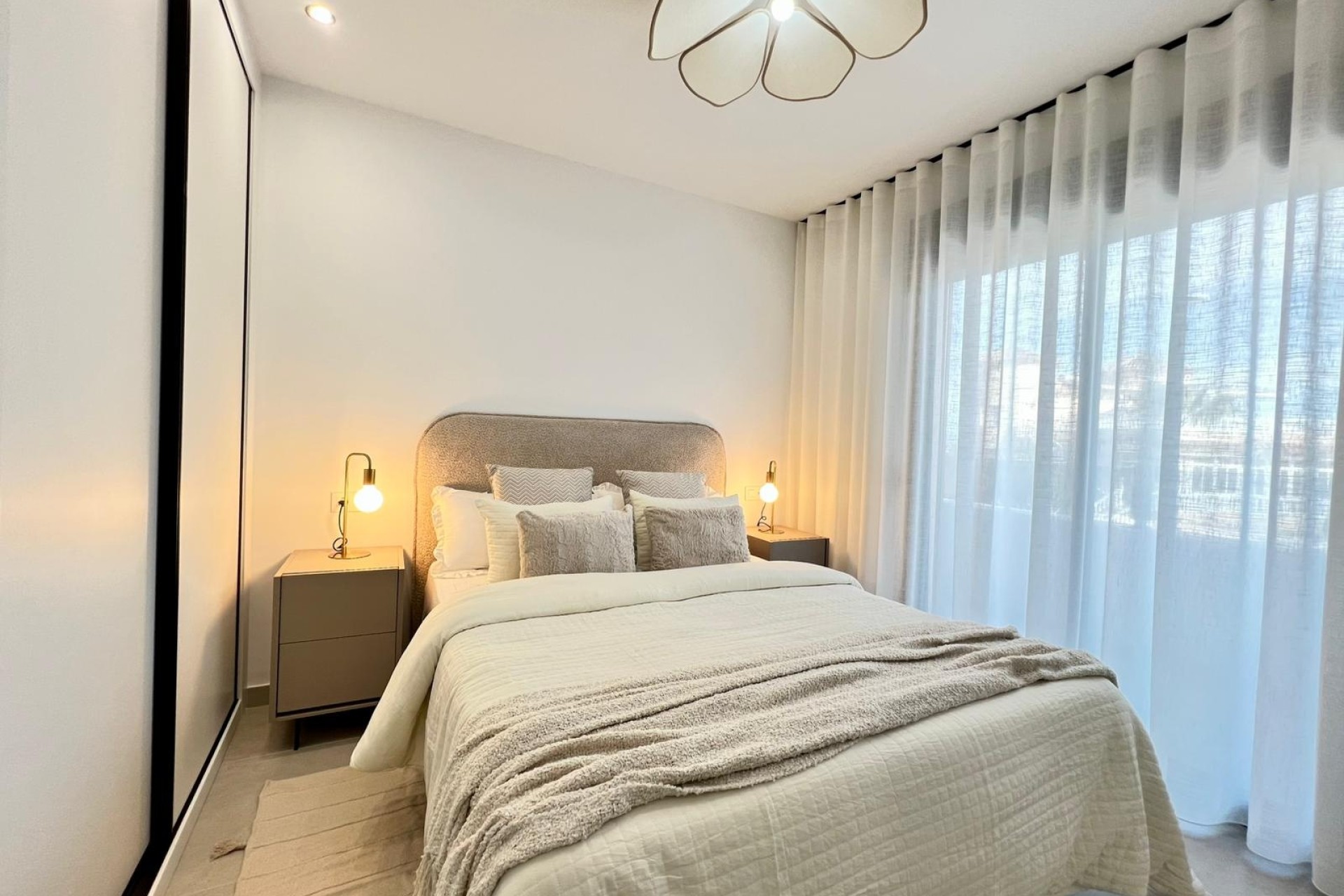 NIEUWBOUW - Stadswoning -
Benferri