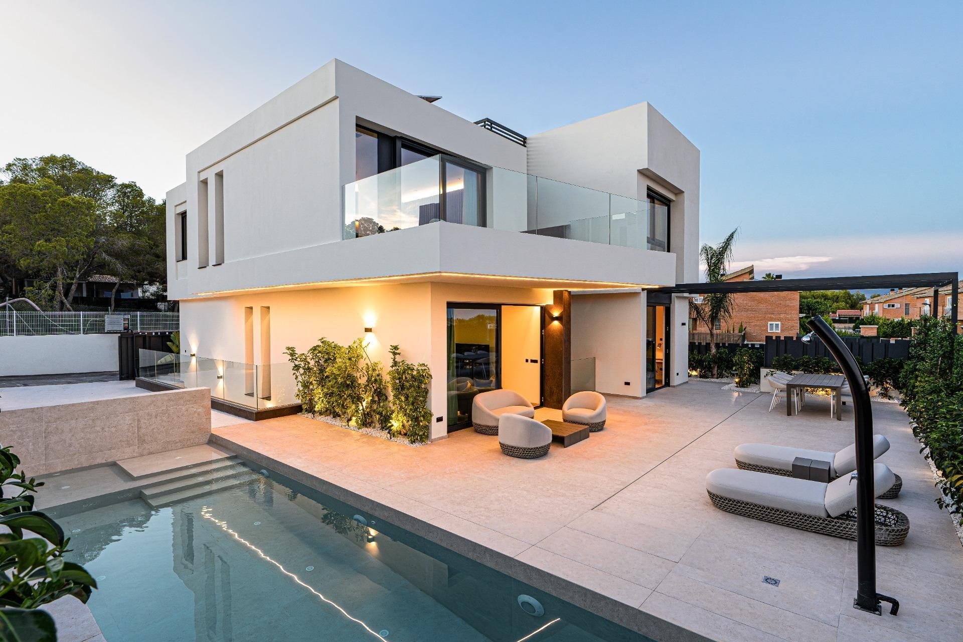 NIEUWBOUW - Vrijstaande Villa -
Benidorm - Pueblo Levante