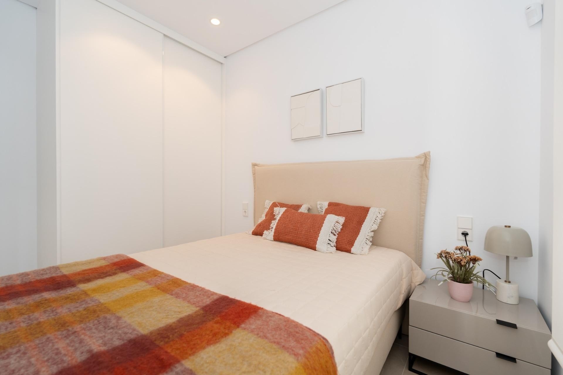 NIEUWBOUW - Vrijstaande Villa -
La Marina - El pinet