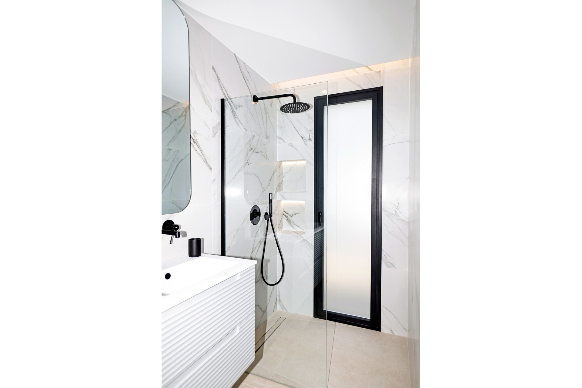 NIEUWBOUW - Vrijstaande Villa -
Molina De Segura