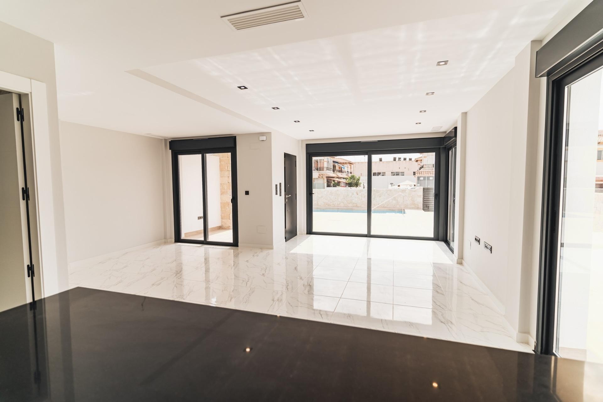 NIEUWBOUW - Vrijstaande Villa -
Orihuela Costa - Punta Prima