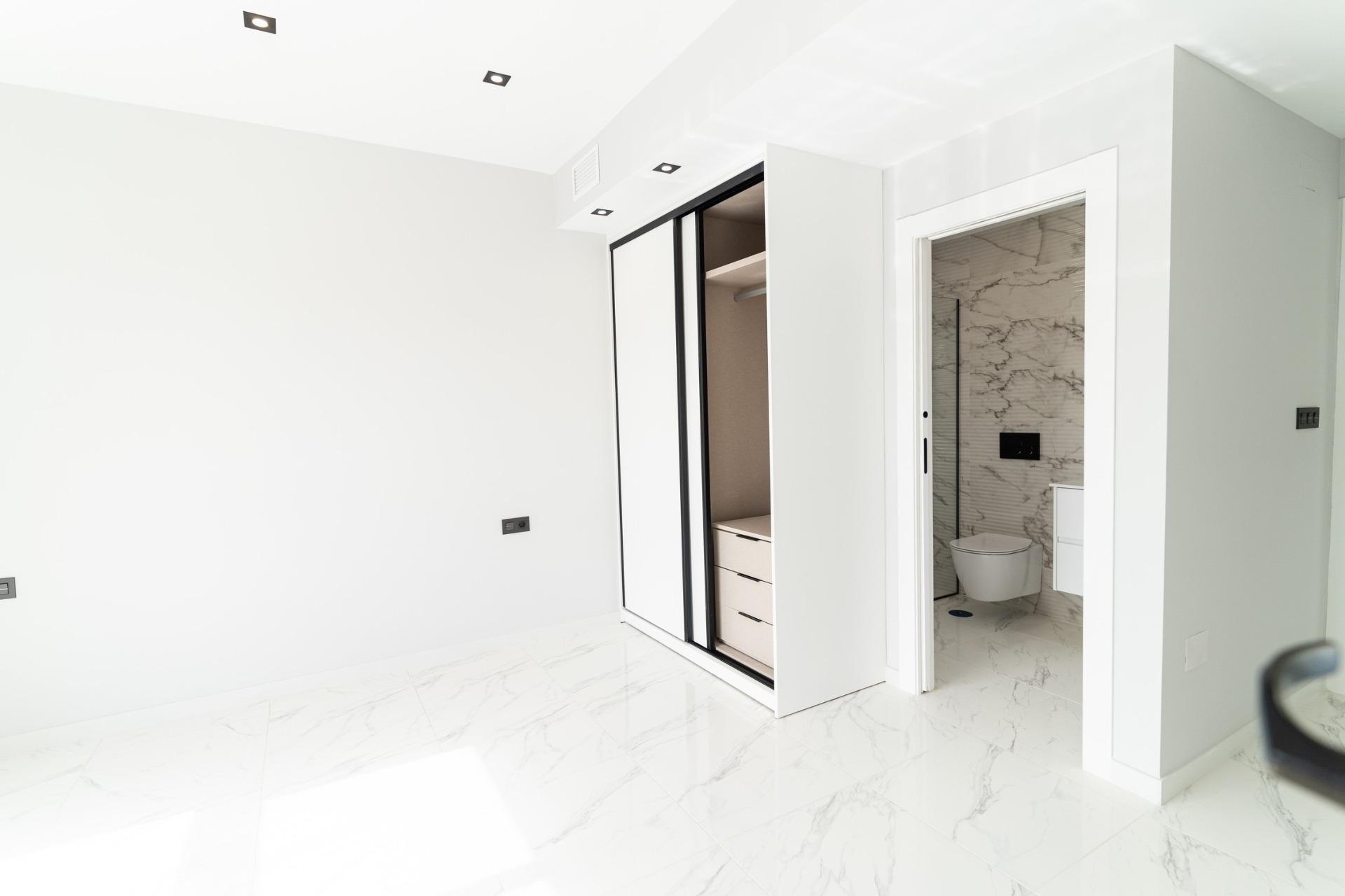 NIEUWBOUW - Vrijstaande Villa -
Orihuela Costa - Punta Prima