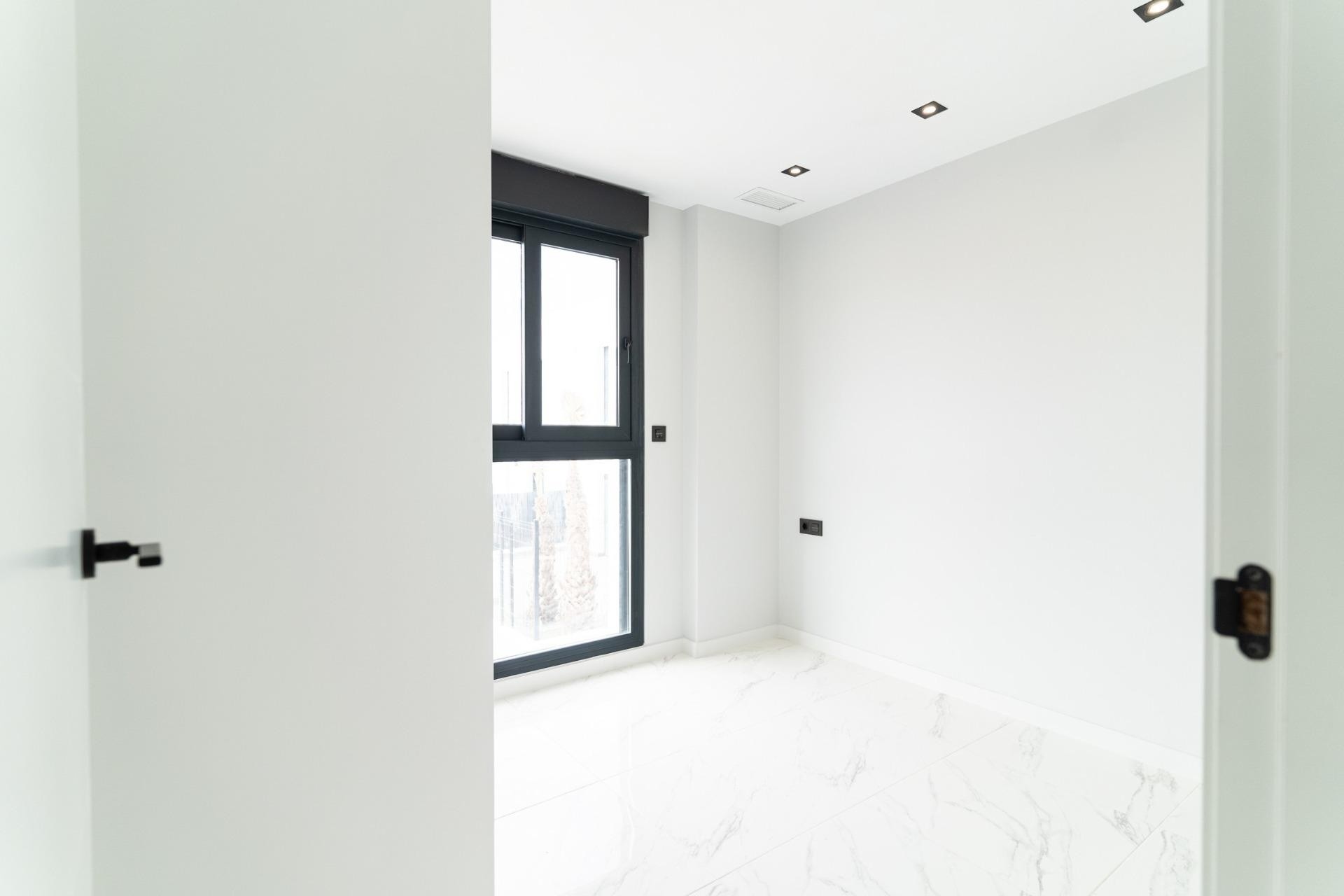 NIEUWBOUW - Vrijstaande Villa -
Orihuela Costa - Punta Prima