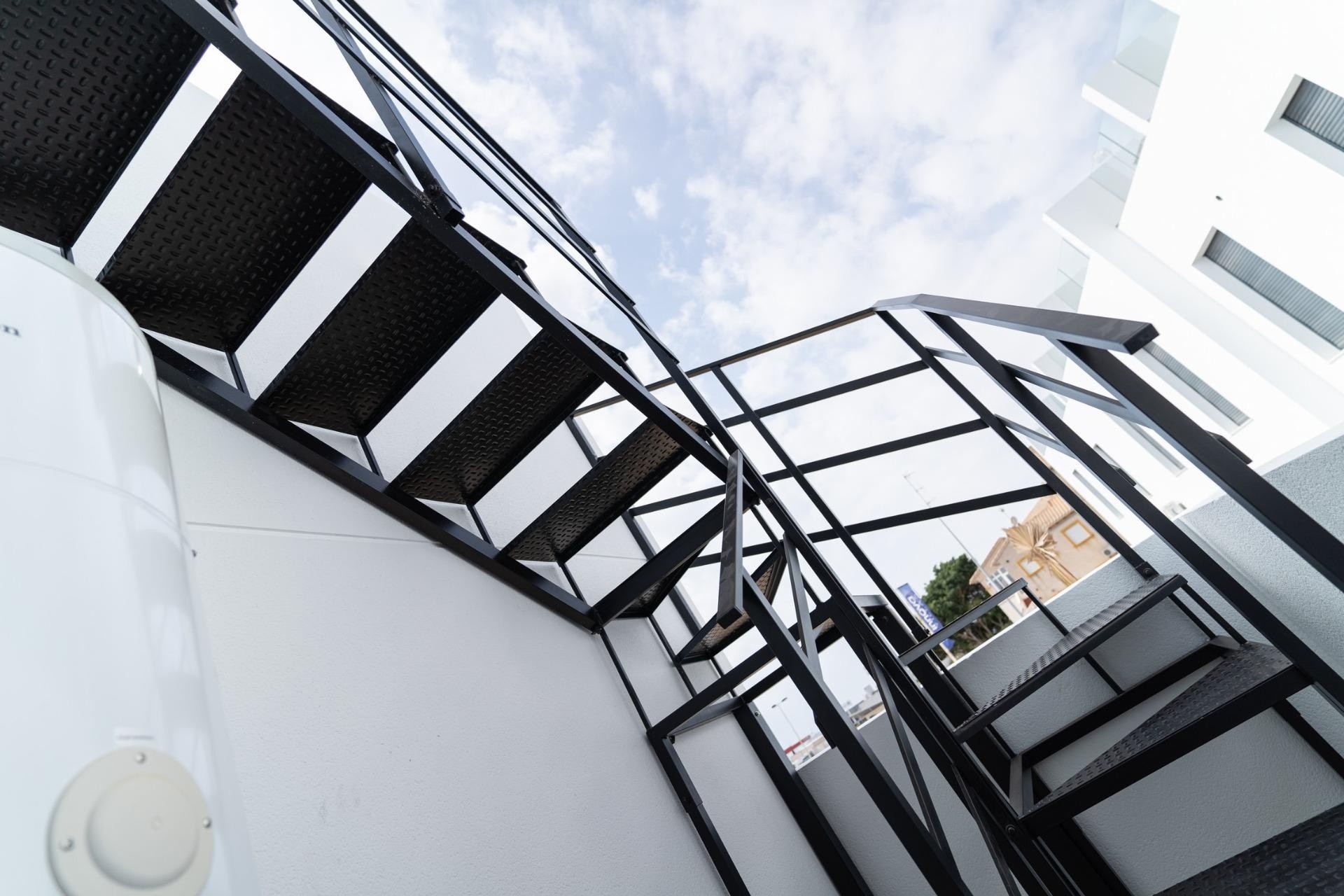 NIEUWBOUW - Vrijstaande Villa -
Orihuela Costa - Punta Prima