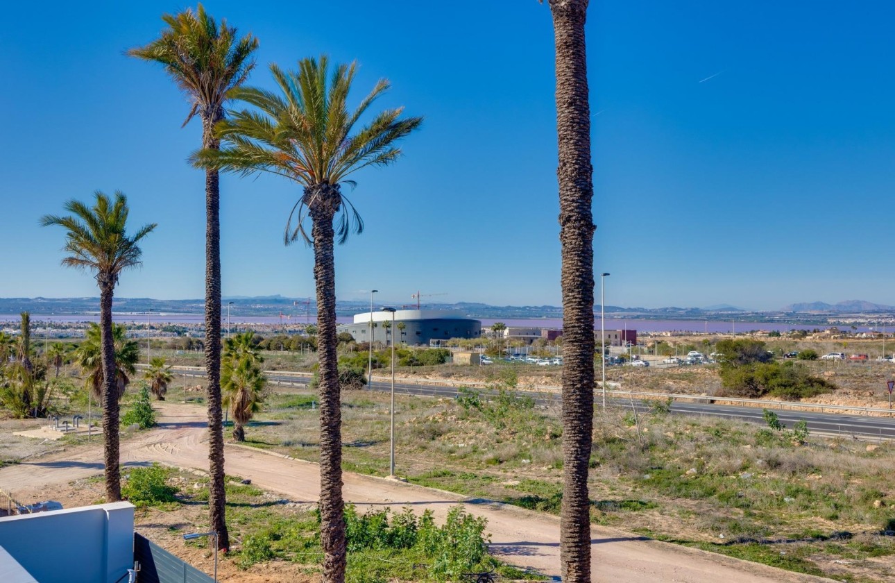 NIEUWBOUW - Vrijstaande Villa -
Torrevieja - Sector 25