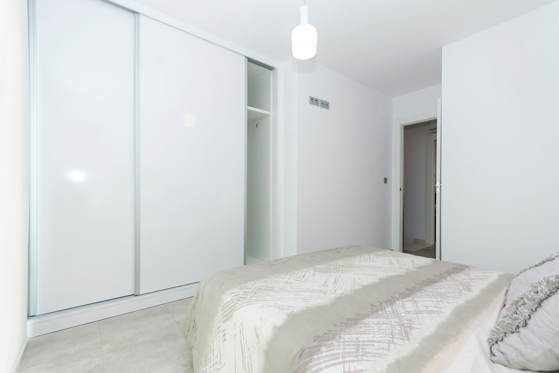 NIEUWBOUW - Vrijstaande Villa -
Torrevieja