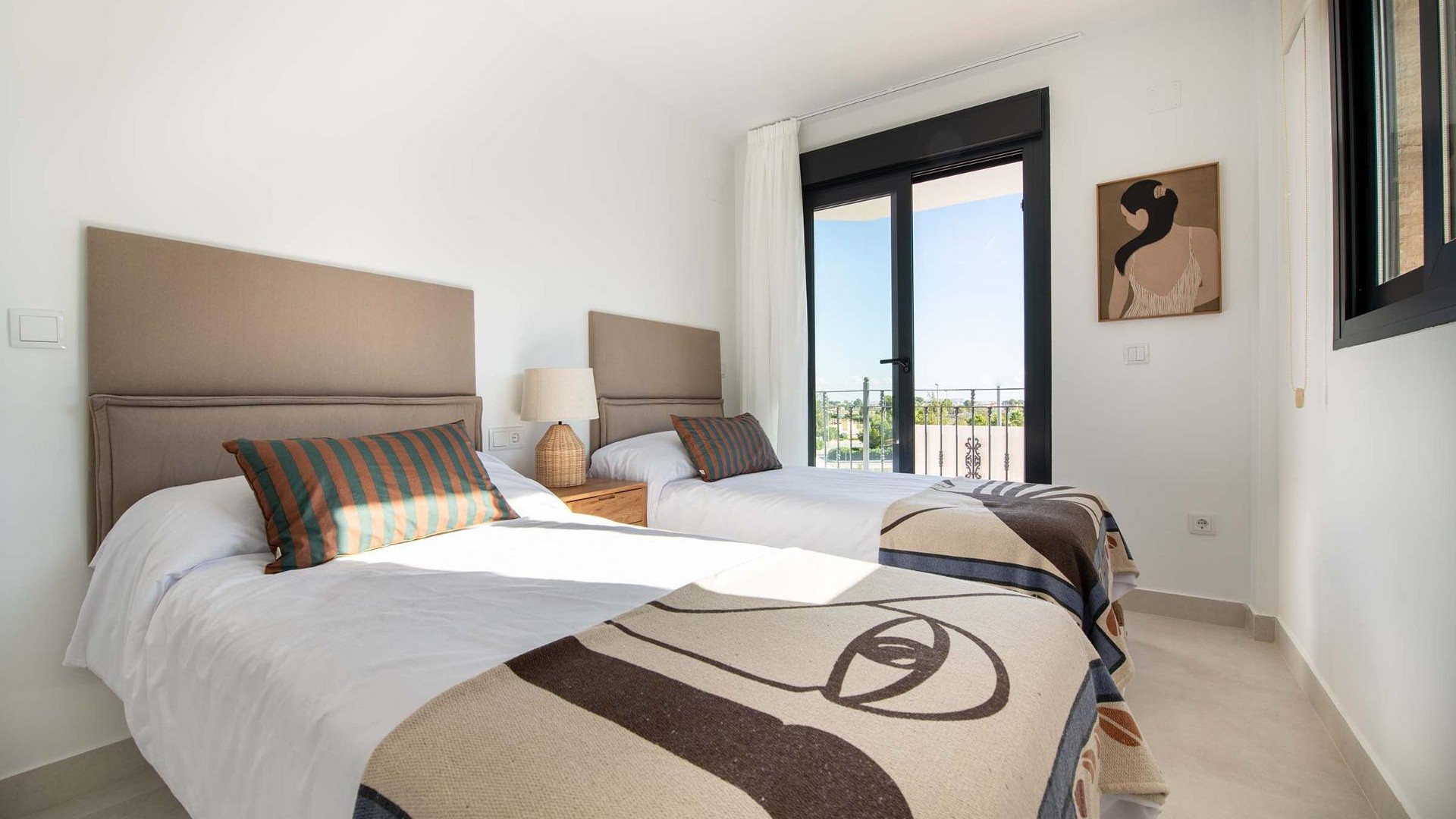 Nouvelle construction - Apartement Flat -
Cox - San Fernando