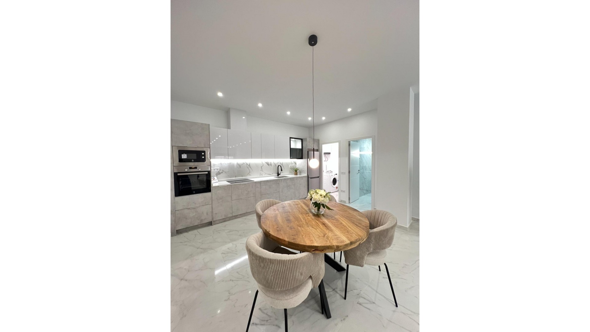 Nouvelle construction - Apartement Flat -
Torrevieja - Estacion de autobuses