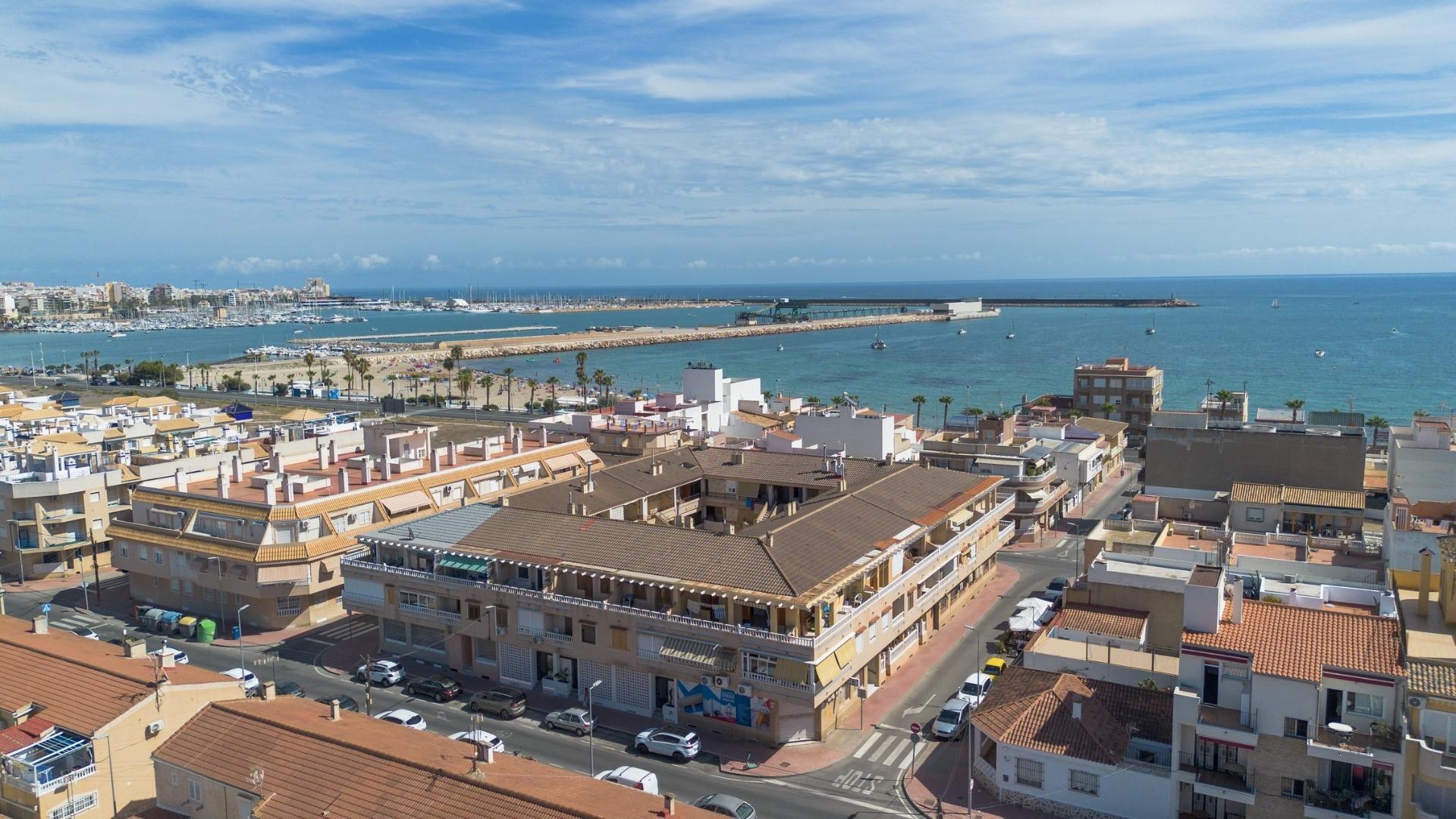 Nouvelle construction - Apartement Flat -
Torrevieja - Playa Los Naufragos