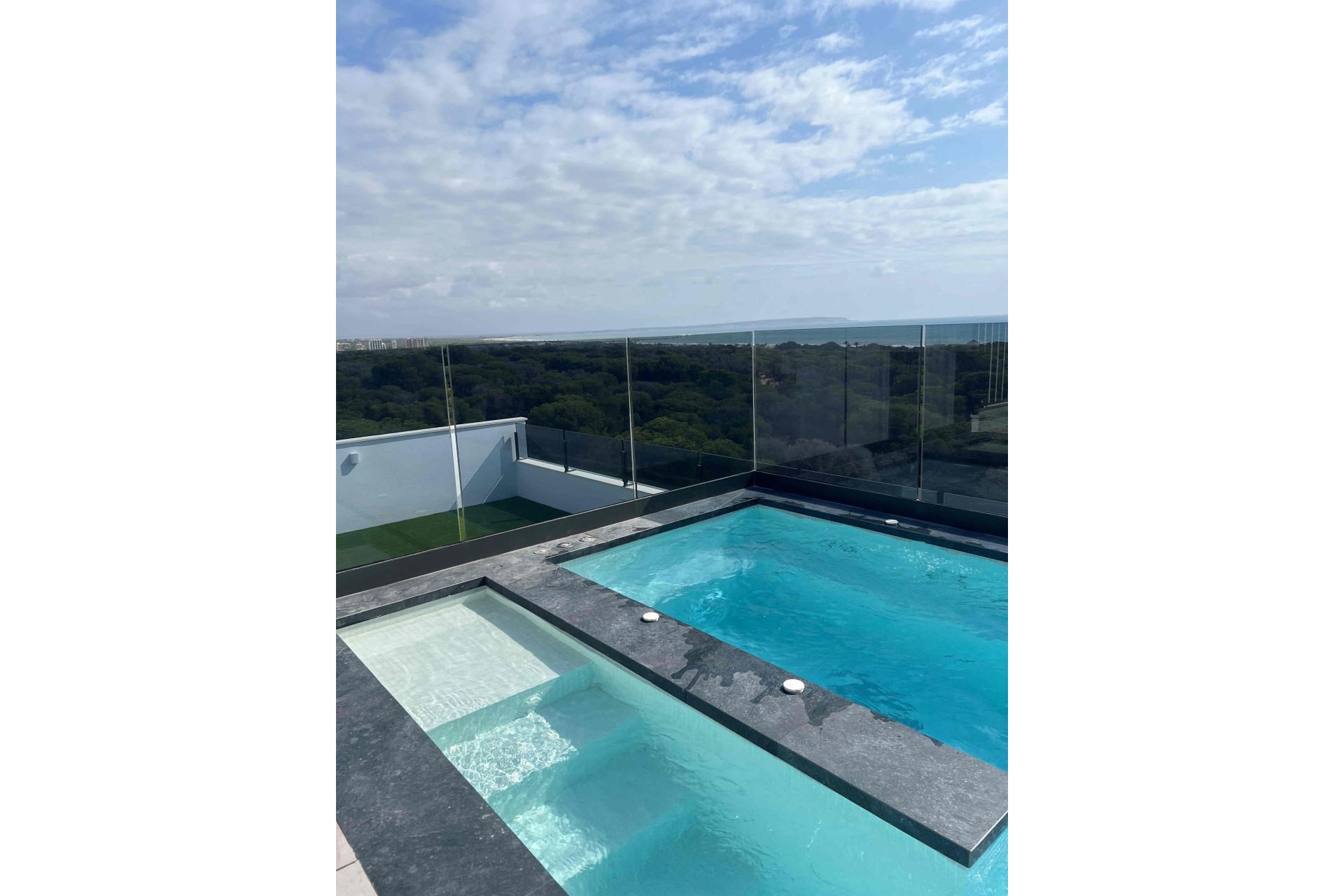 Nouvelle construction - Appartement -
Guardamar del Segura