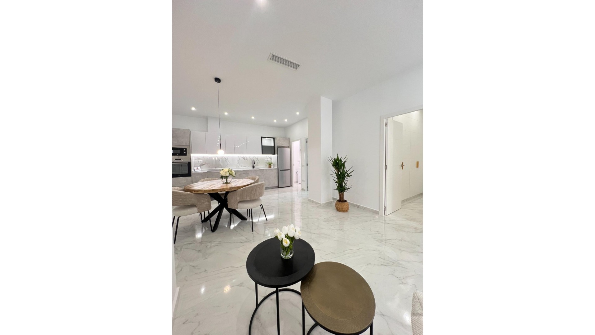 Nouvelle construction - Appartement -
Torrevieja - Estacion de autobuses