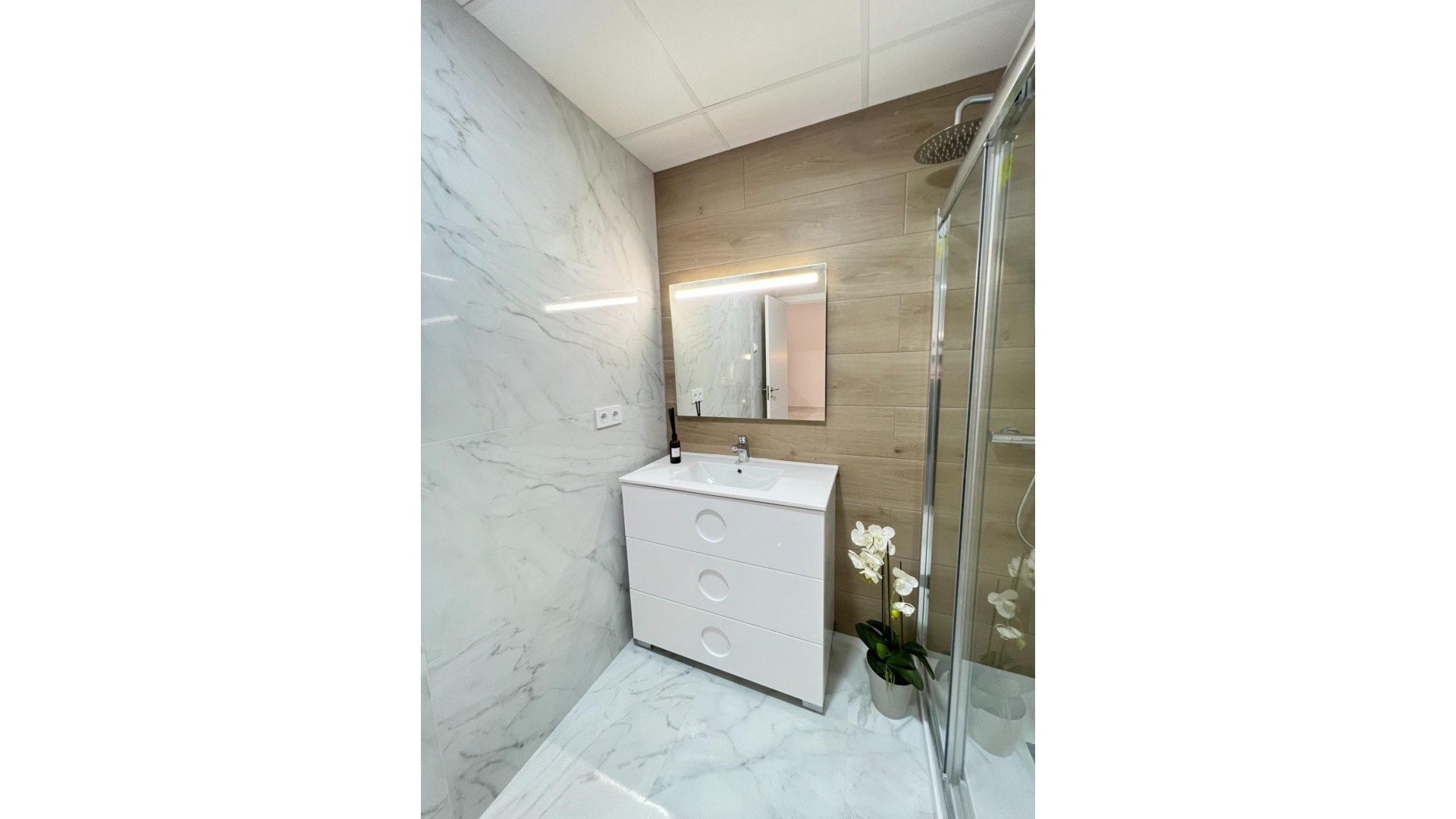 Nouvelle construction - Appartement -
Torrevieja - Estacion de autobuses