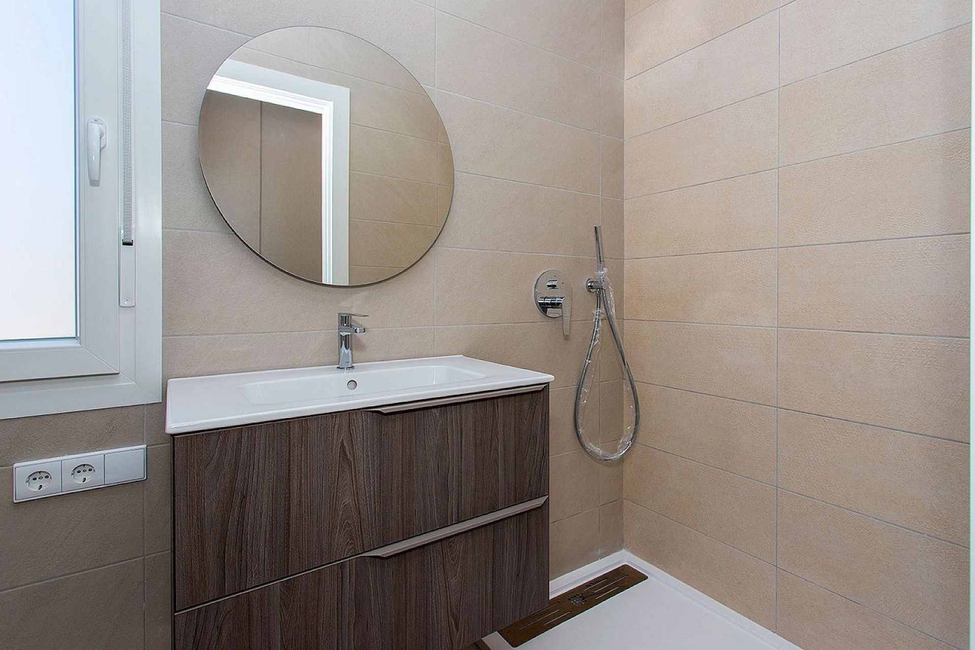 Nouvelle construction - Detached Villa -
Hondón de las Nieves