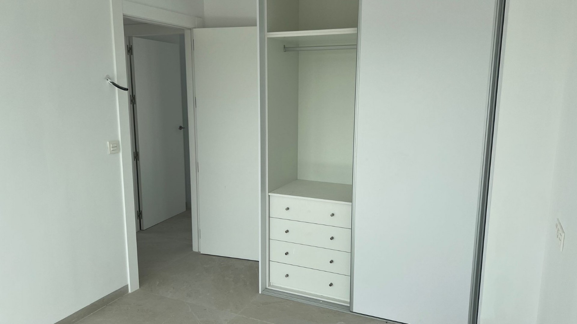 Nouvelle construction - Halfvrijstaande villa -
Benijofar