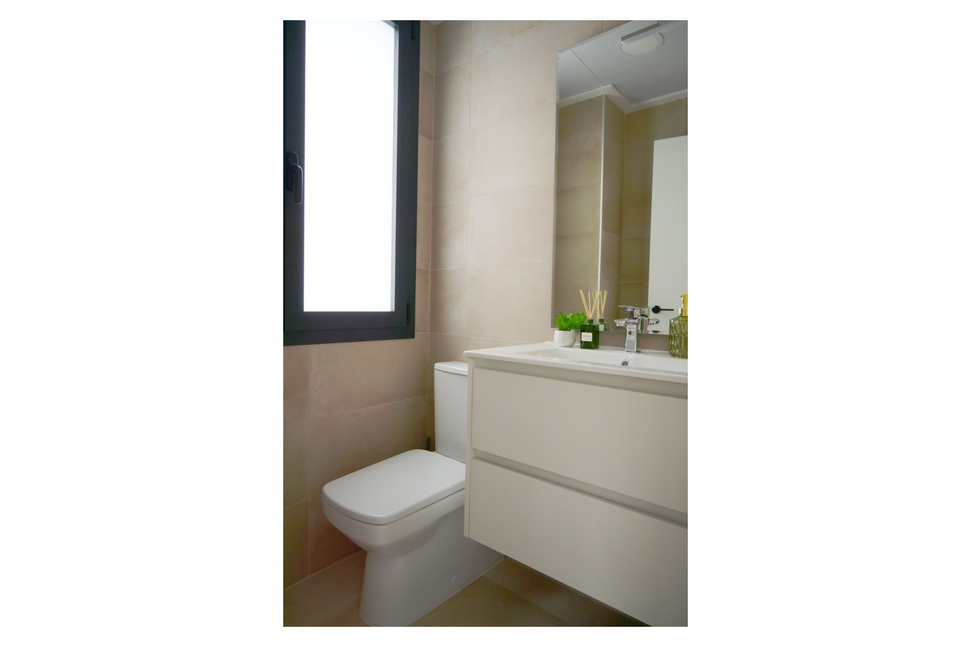 Nouvelle construction - Halfvrijstaande villa -
Dolores