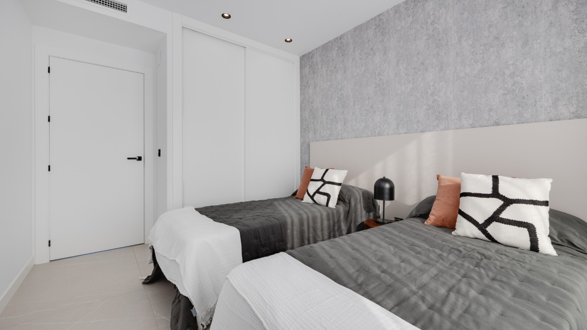 Nouvelle construction - Halfvrijstaande villa -
Torrevieja - Nueva Torrevieja - Aguas Nuevas