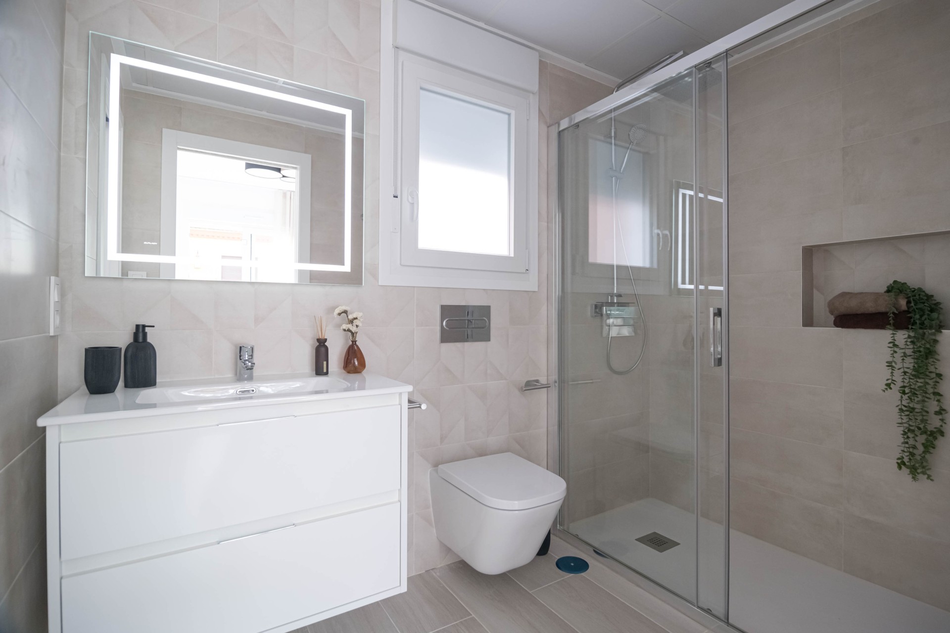 Nouvelle construction - Stadswoning -
Jerónimo y Avileses