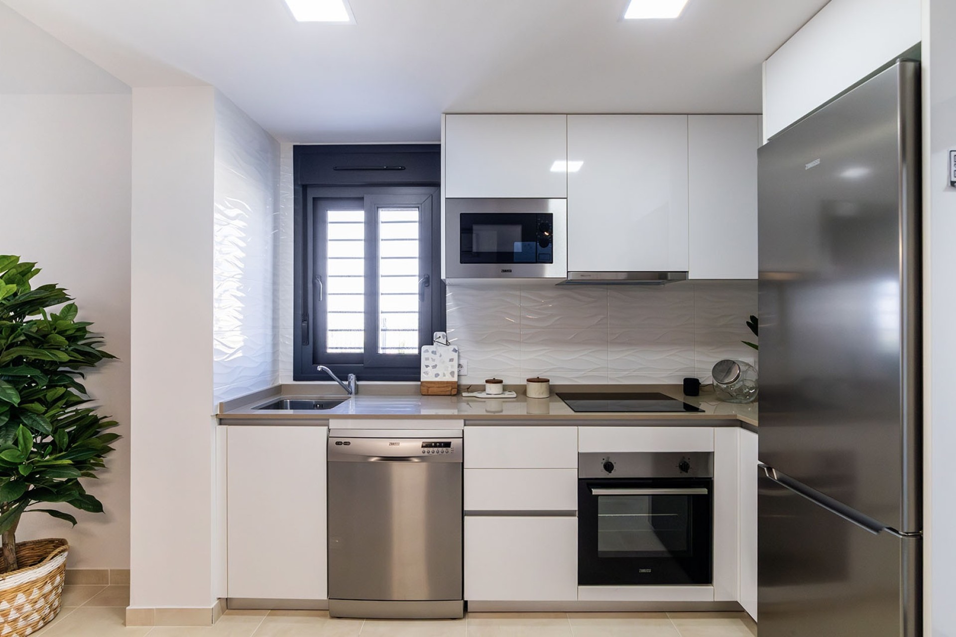 Nouvelle construction - Villa Individuelle -
Busot, zona Bonalba Golf (Alicante) - Spain