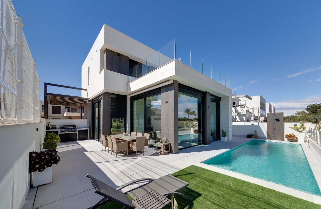 Nouvelle construction - Villa Individuelle -
Pilar de la Horadada - Roda Golf