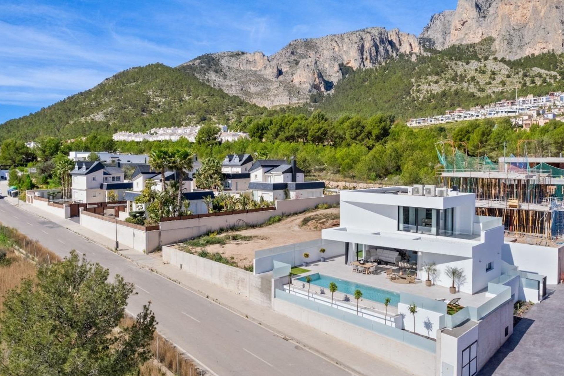 Nouvelle construction - Villa Individuelle -
Polop - Urbanizaciones