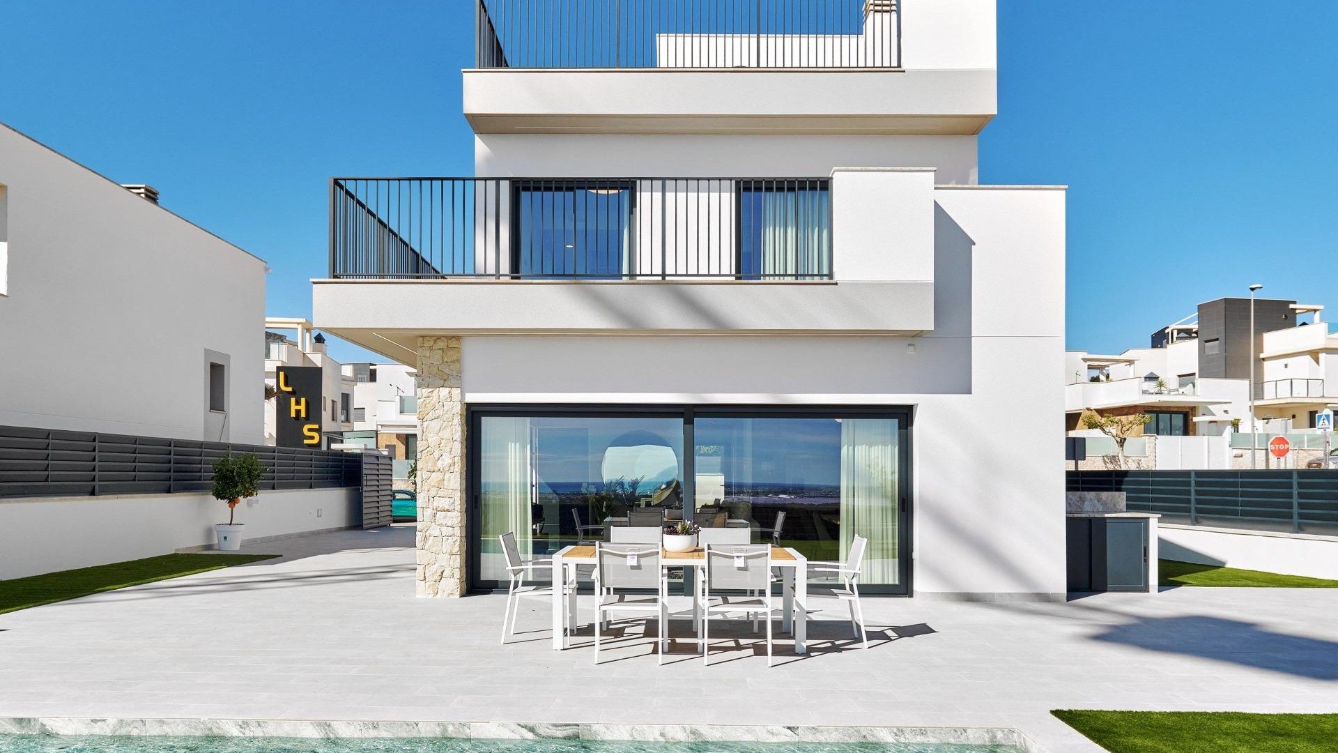 Nouvelle construction - Villa Individuelle -
San Miguel de Salinas - Cerro del Sol