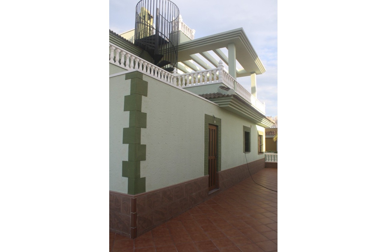 Nouvelle construction - Villa Individuelle -
Torrevieja