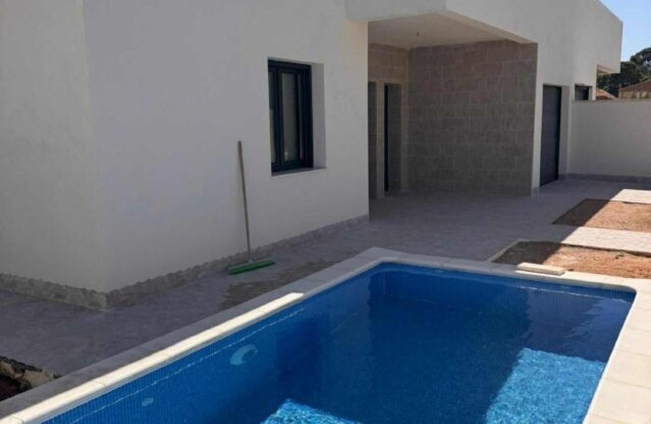 Nouvelle construction - Villa mitoyenne -
La Romana