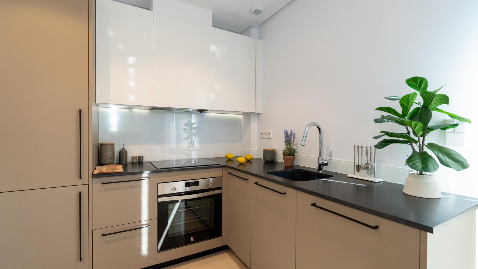 Nouvelle construction - Vrijstaande Villa -
La Marina - El pinet