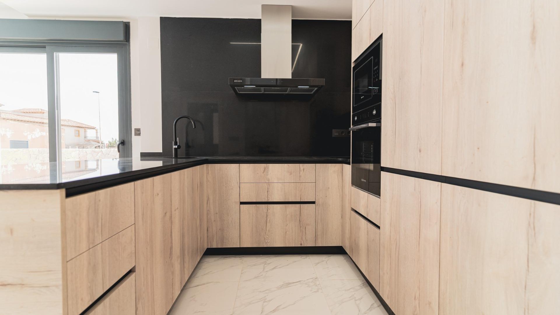 Nouvelle construction - Vrijstaande Villa -
Orihuela Costa - Punta Prima