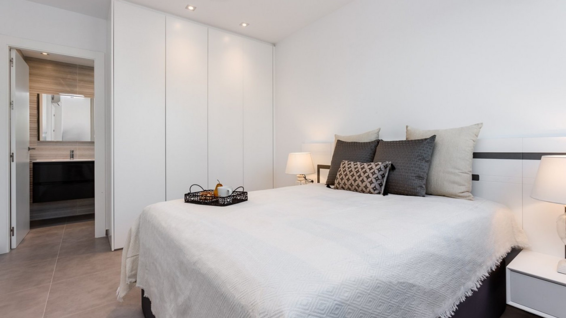 Nouvelle construction - Vrijstaande Villa -
Pilar de la Horadada - pueblo