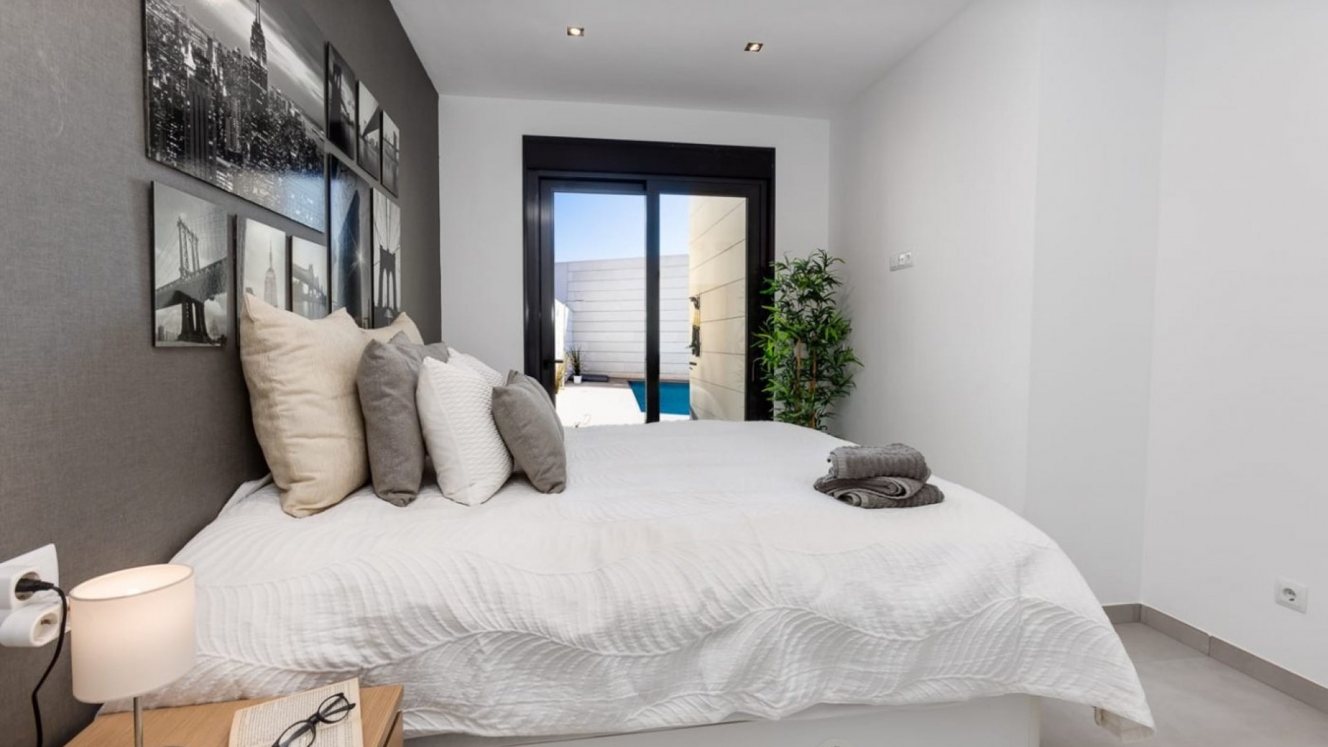 Nouvelle construction - Vrijstaande Villa -
Pilar de la Horadada - pueblo