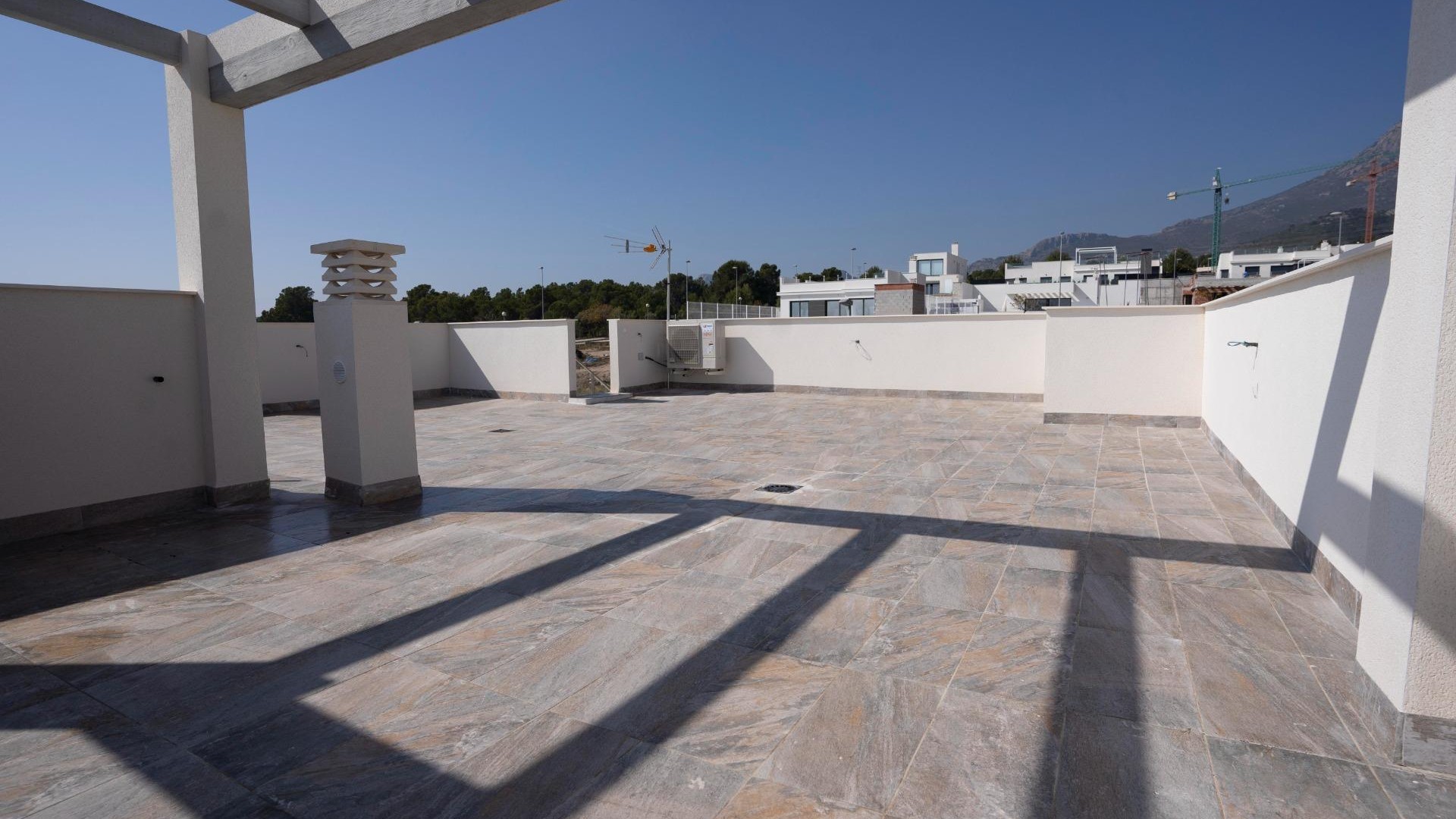 Nouvelle construction - Vrijstaande Villa -
Polop - Alberca