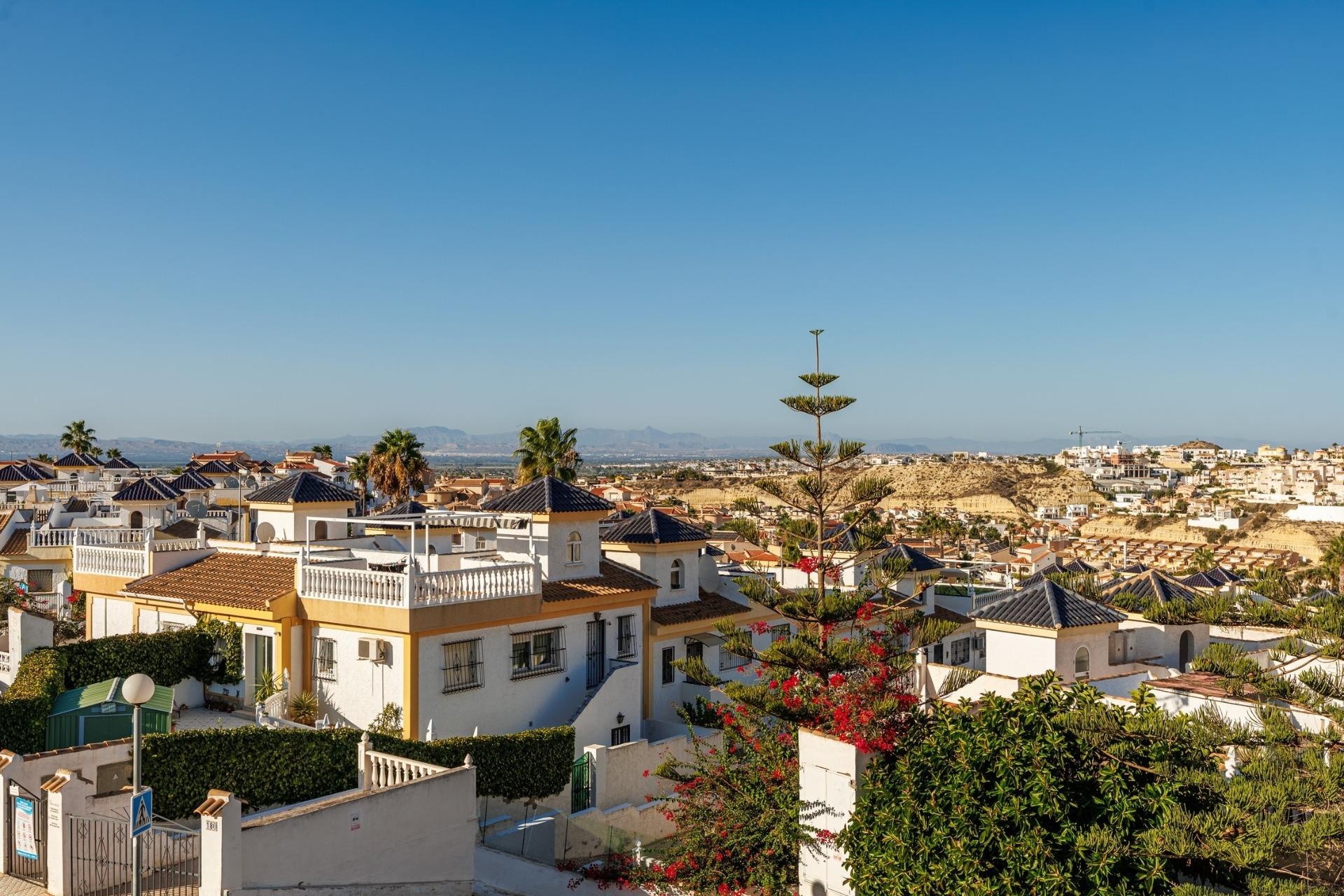 Nouvelle construction - Vrijstaande Villa -
Rojales - Ciudad Quesada