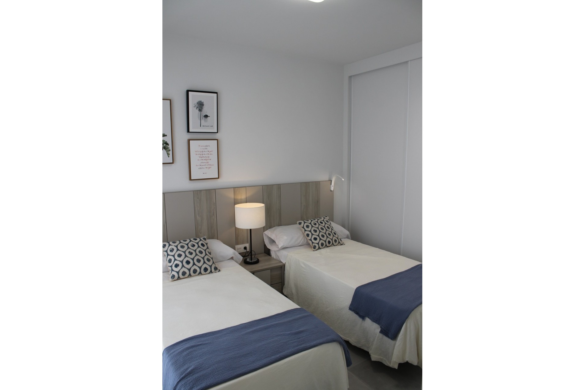 Nouvelle construction - Vrijstaande Villa -
Roldan