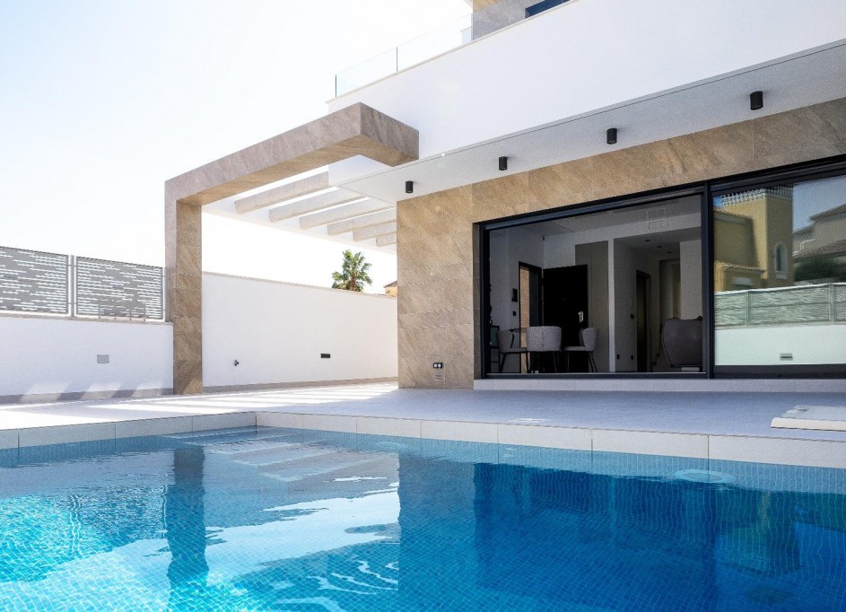 Nouvelle construction - Vrijstaande Villa -
San Miguel de Salinas - BLUE LAGOON