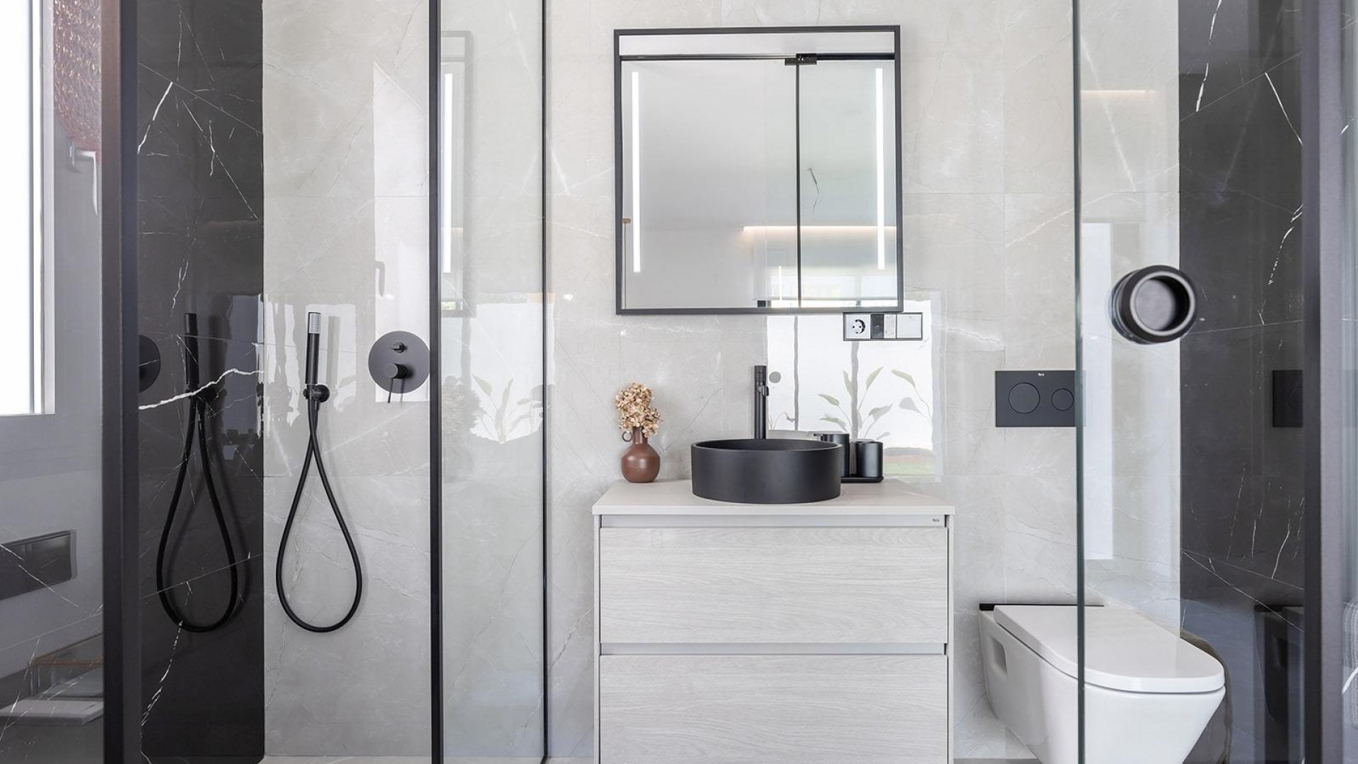 Nouvelle construction - Vrijstaande Villa -
Torrevieja - Los Balcones