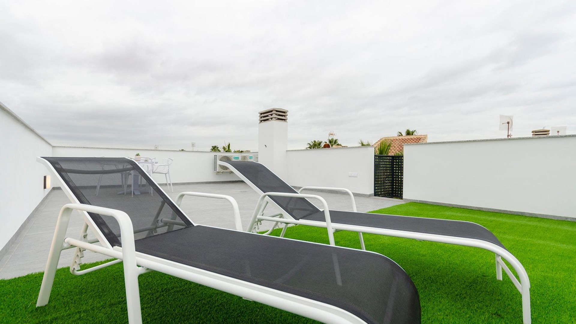 Nouvelle construction - Vrijstaande Villa -
Torrevieja - Torretas