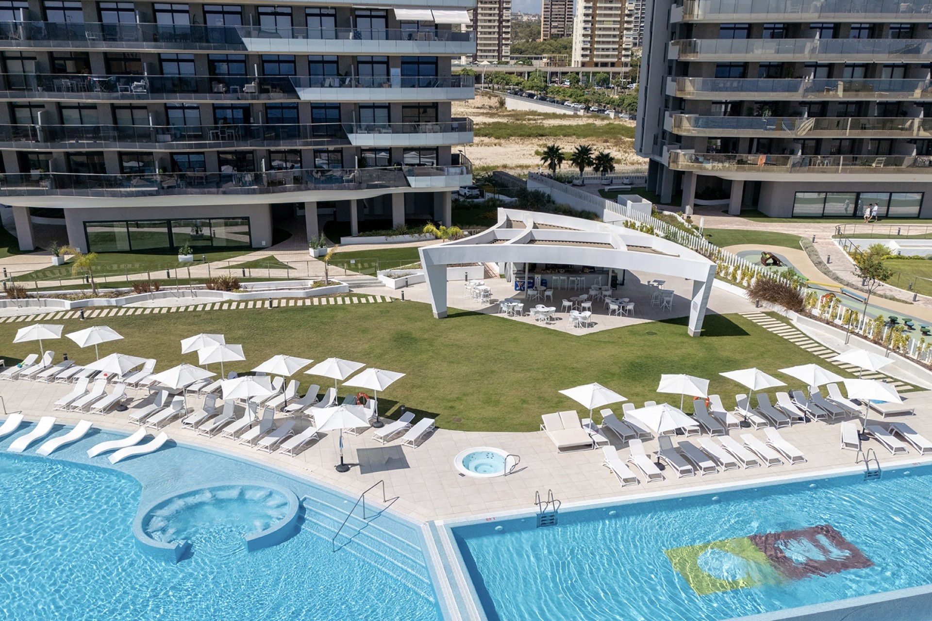 Nowa konstrukcja - Apartament / Mieszkanie -
Benidorm - Spain