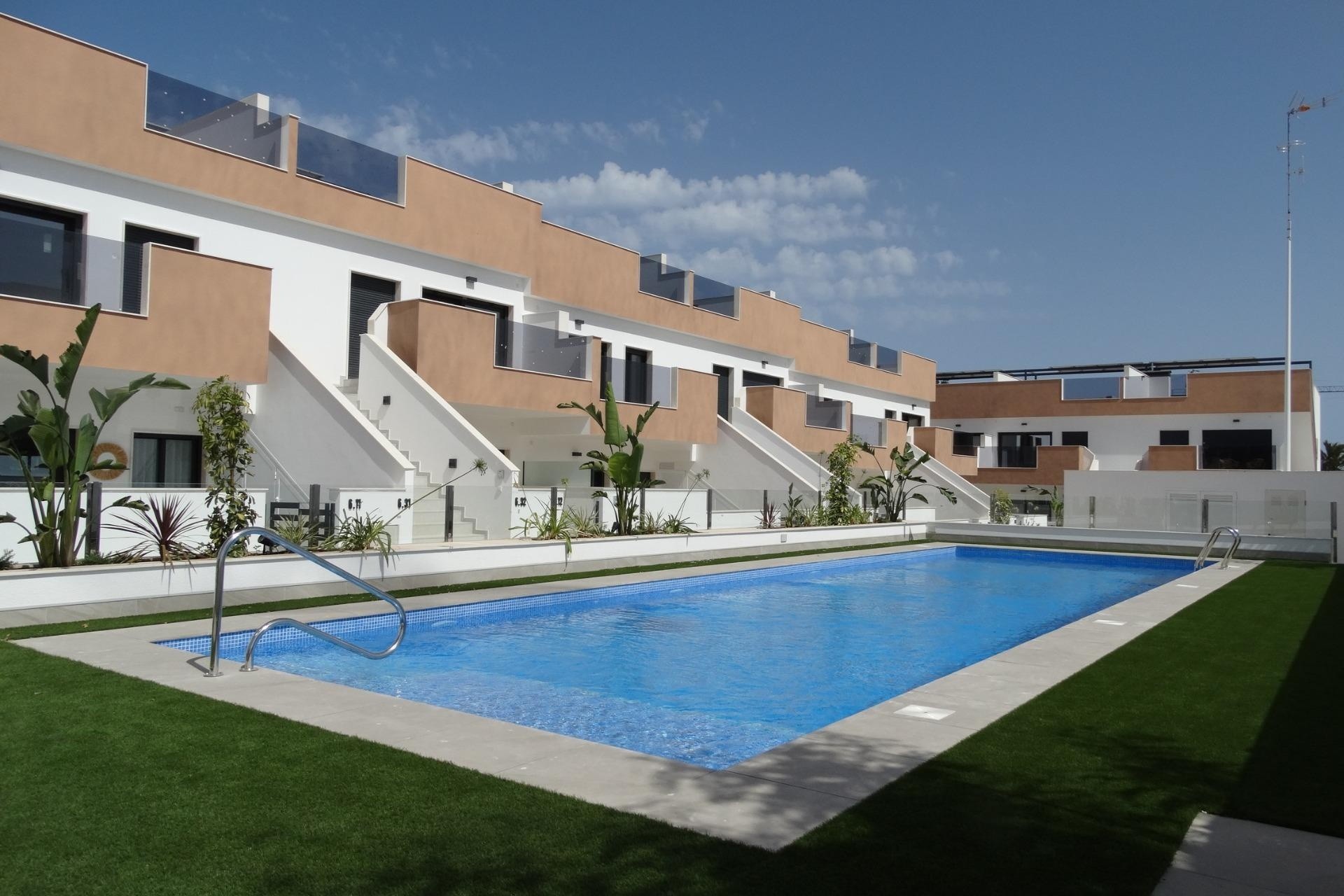 Nowa konstrukcja - Apartament / Mieszkanie -
Pilar de la Horadada - pueblo