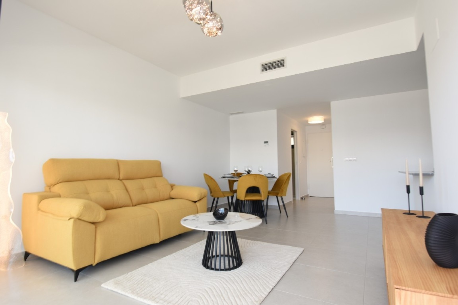 Nowa konstrukcja - Apartament / Mieszkanie -
San Miguel de Salinas