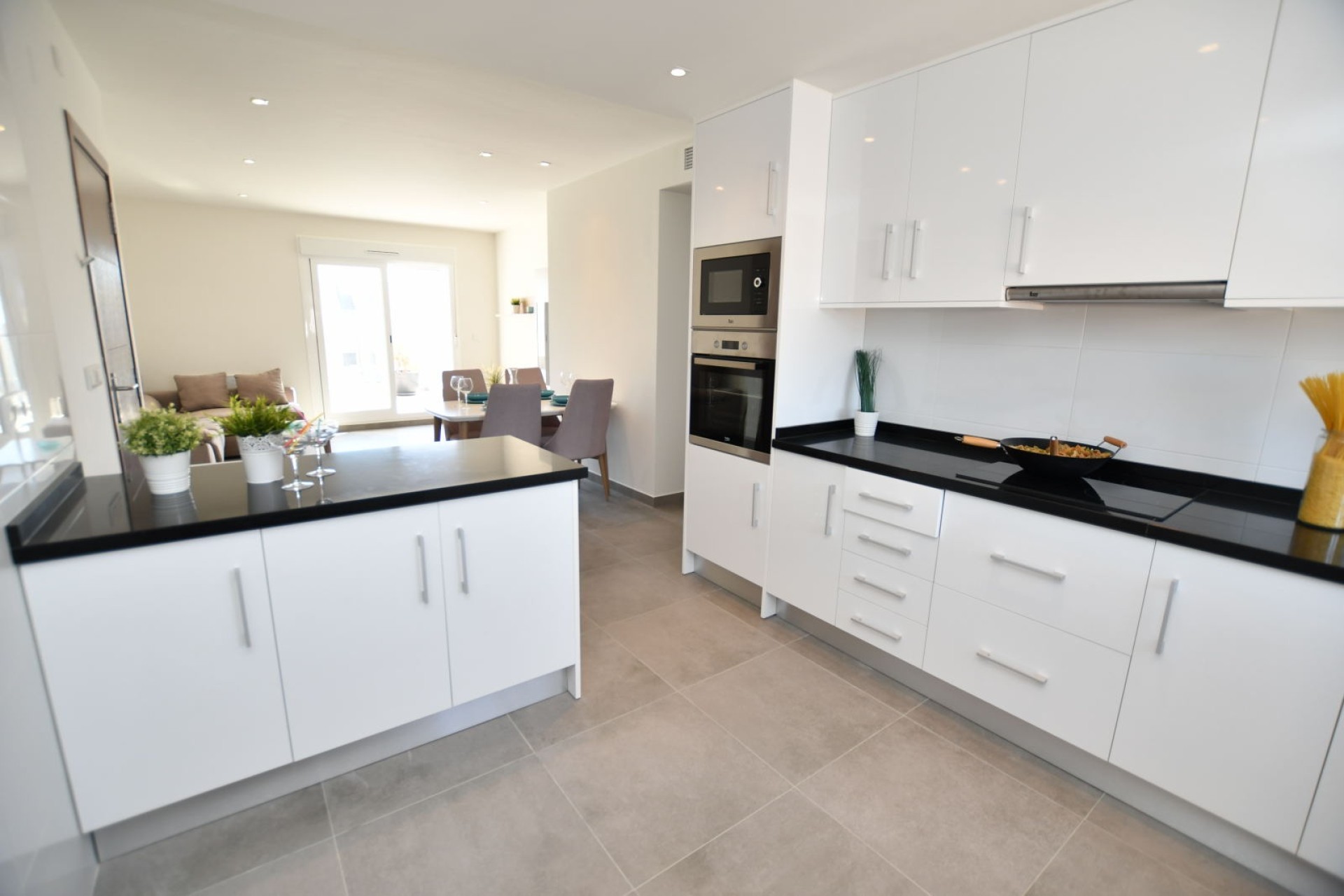 Nowa konstrukcja - Apartament / Mieszkanie -
San Miguel de Salinas