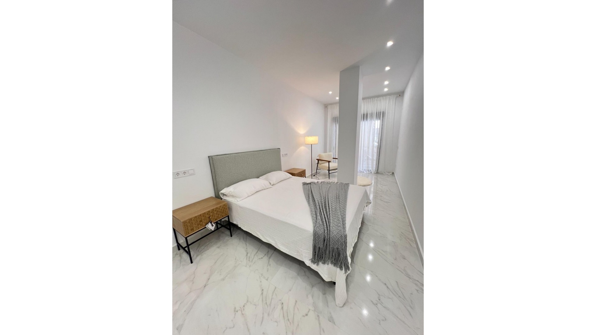 Nowa konstrukcja - Apartament mieszkanie -
Torrevieja - Estacion de autobuses