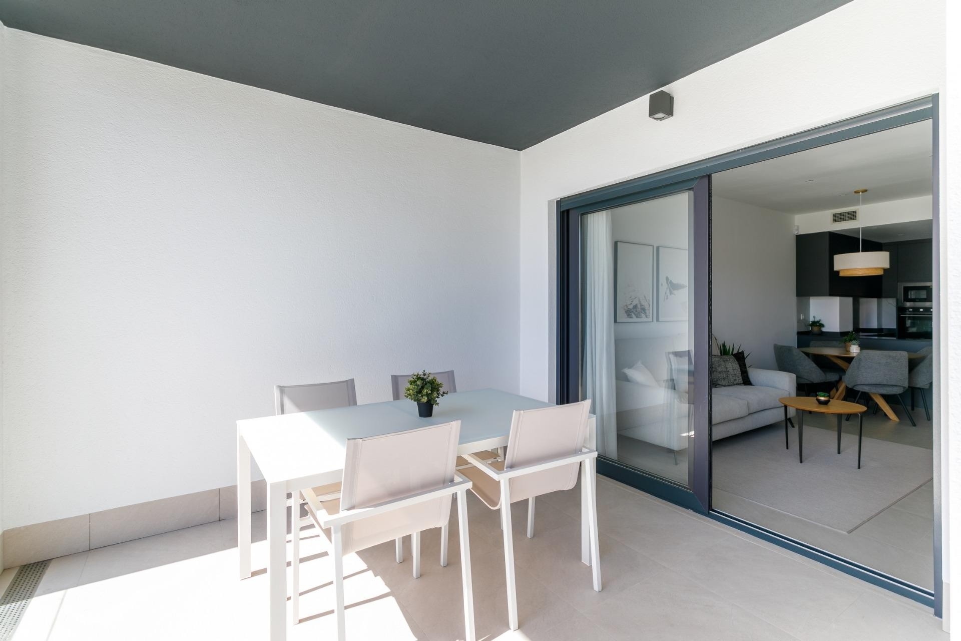 Nowa konstrukcja - Apartament / Mieszkanie -
Torrevieja - Torreblanca