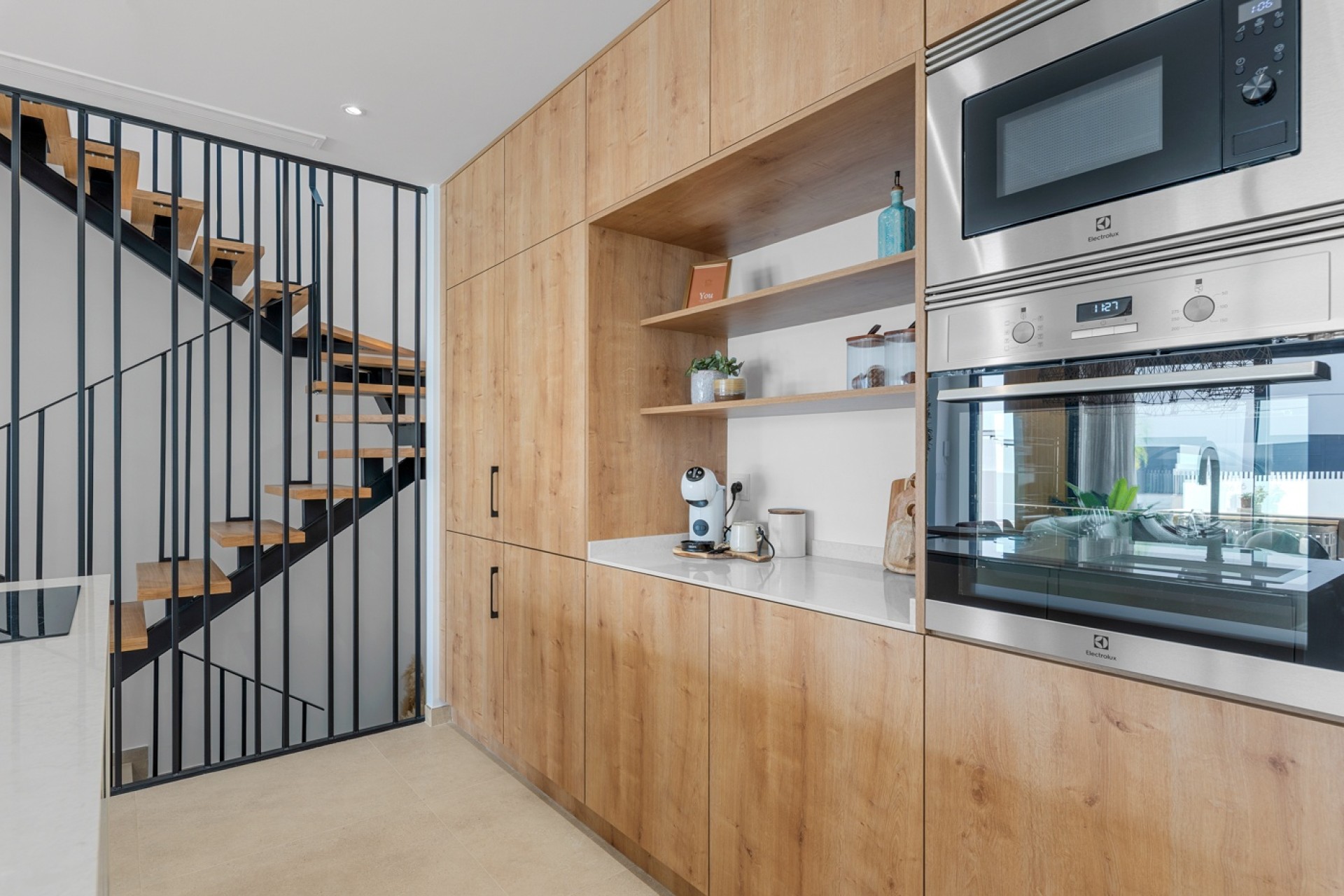 Nowa konstrukcja - Dom miejski -
Dolores