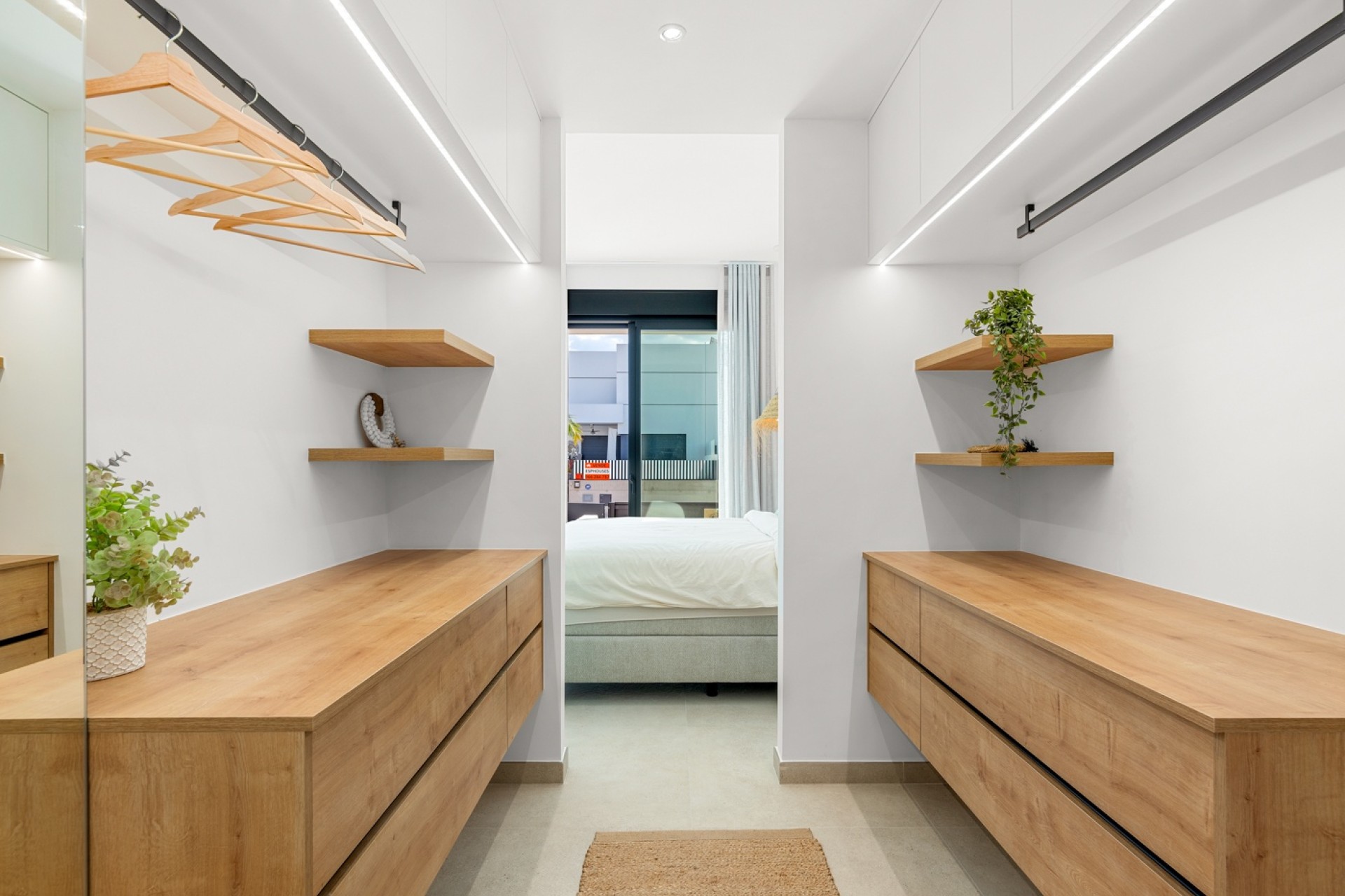 Nowa konstrukcja - Dom miejski -
Dolores