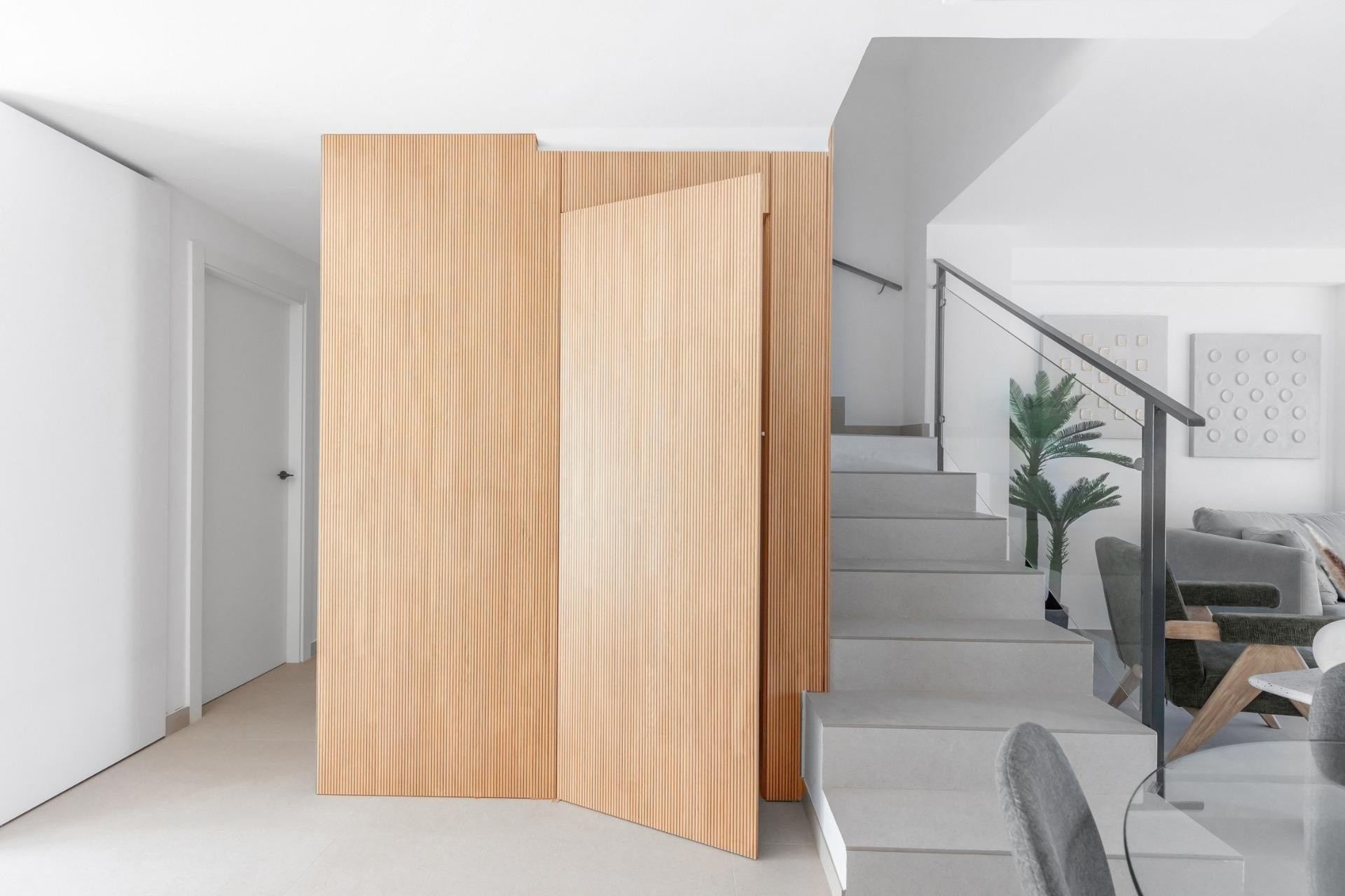 Nowa konstrukcja - Dom miejski -
Rafal - pueblo