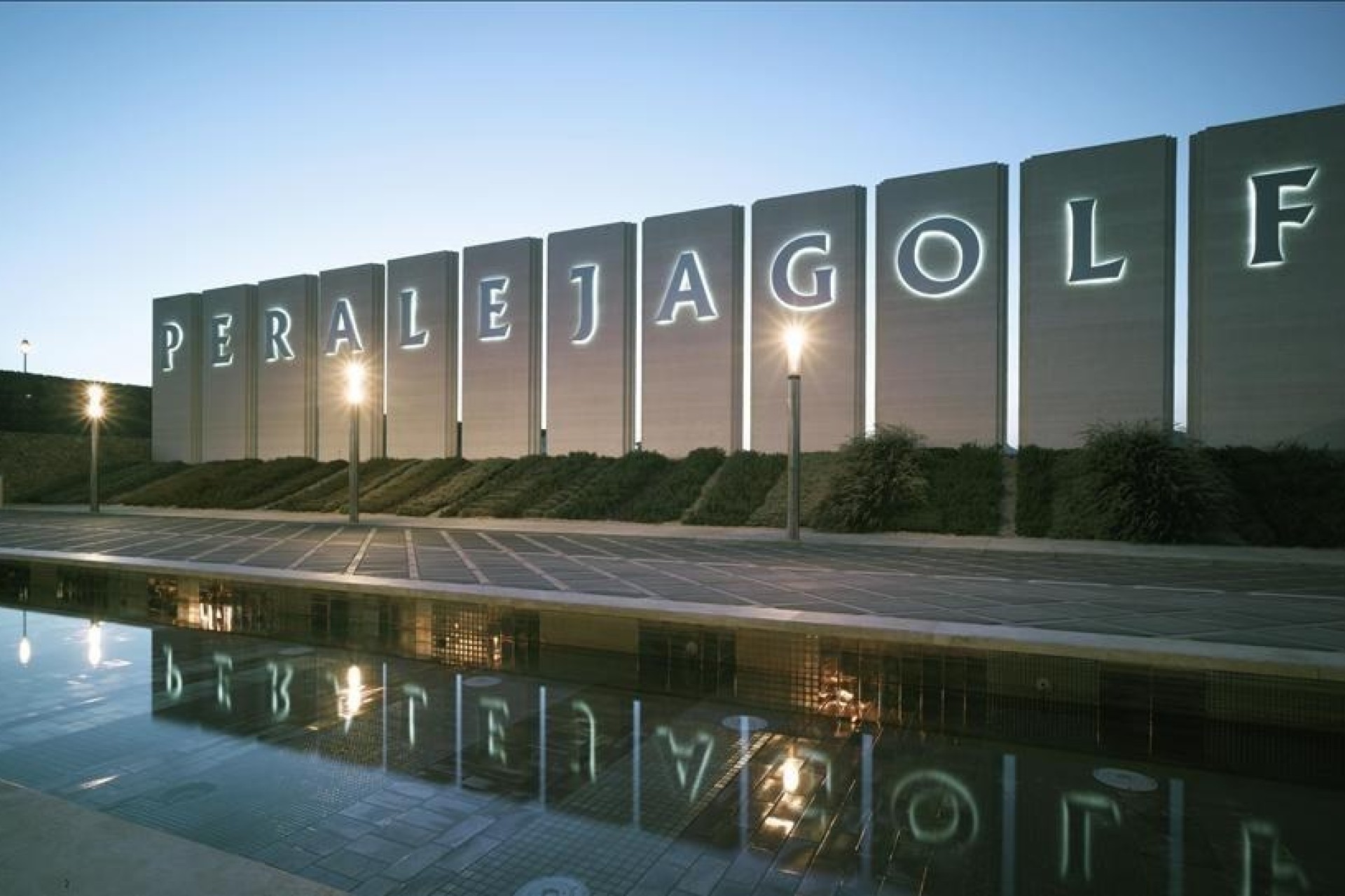 Nowa konstrukcja - Dom miejski -
Sucina - Peraleja Golf